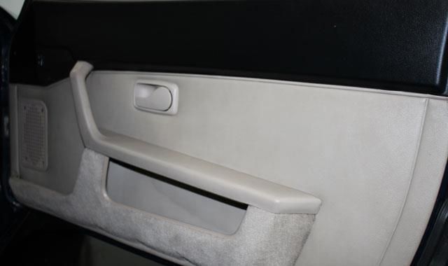 1985 Porsche 944 Base Trim