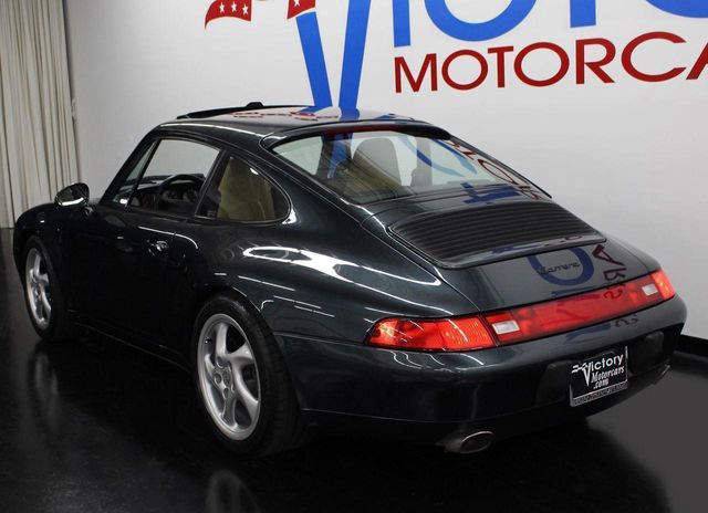 1996 Porsche 911 Carrera 2dr Carrera Coupe 6-Speed Manual